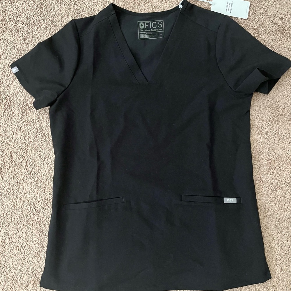 Brand New Figs Casma Three-Pocket Scrub Top In Black